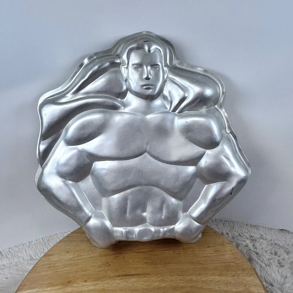 Wilton Superman Cake Pan 1977‎ DC Comics Vintage Mold Baking